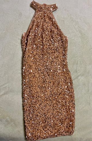 Vestido dorado de lentejuelas