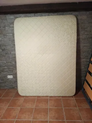 Base tapizada 150x200 cm