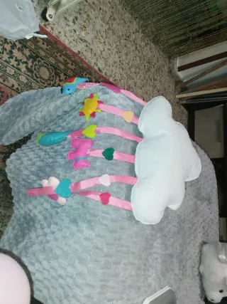 Móvil cuna nube y figuras