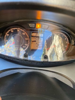 Suzuki Burgman 125cc Blanca