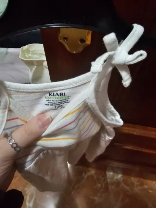 Vestido de rayas para niña