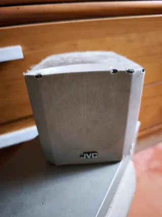 Altavoces JVC 5.1 Gris y Plateado