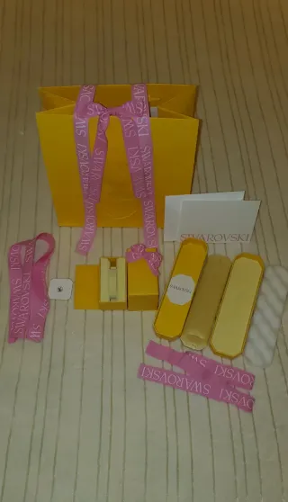 Set confezione regalo Swarovski rosa