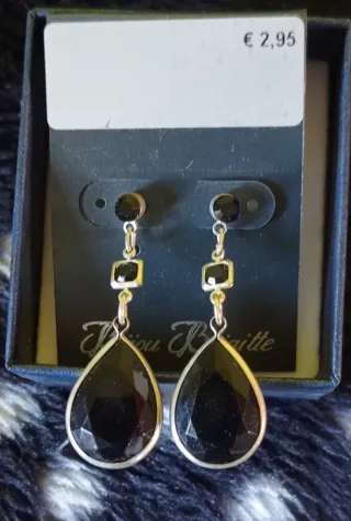 Conjunto bisutería: collar, pulsera y pendientes