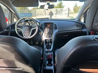 Opel Astra J sport-tourer 2017 diesel (C)