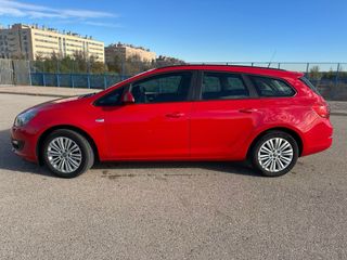 Opel Astra J sport-tourer 2017 diesel (C)