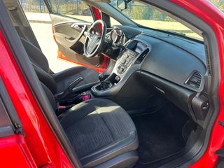 Opel Astra J sport-tourer 2017 diesel (C)