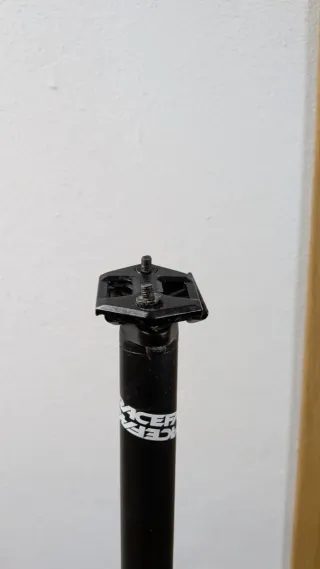 Tija Raceface 31.6 x 375mm Aluminio