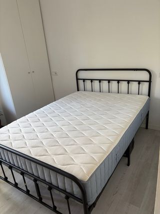Cama Matrimonial Metal Negra + Colchón