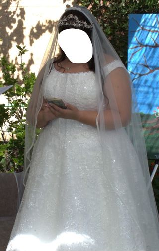 Vestido de Novia Hetti + Velo