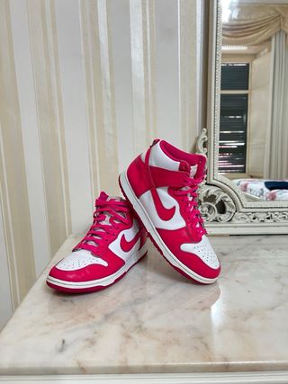 Scarpe Nike Dunk High Rosa e Bianche