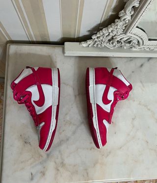 Scarpe Nike Dunk High Rosa e Bianche