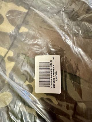 Uniforme Camuflaje Boscoso Talla 4L Nuevo