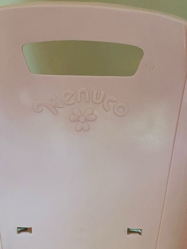 Sillita, bañera y Accesorios Nenuco Años 70/80