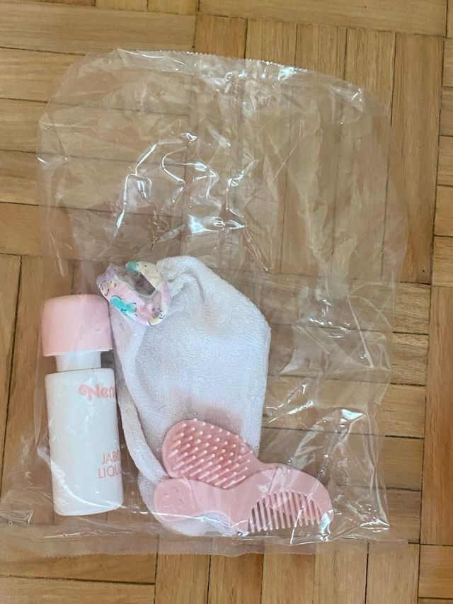 Sillita, bañera y Accesorios Nenuco Años 70/80