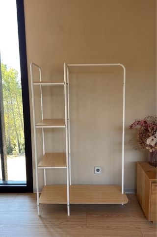 Estantería abierta perchero madera y metal