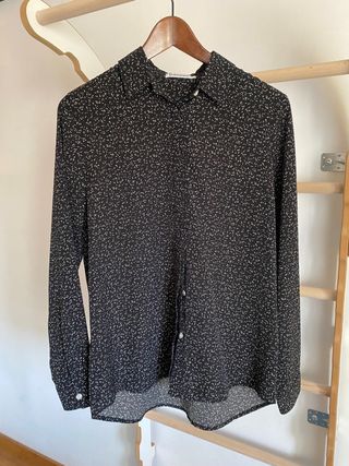 Camisa BENUIAH negra con estampado blanco Talla S