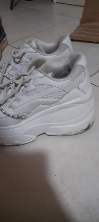 Zapatos plataforma Bershka blancos