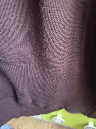 Vestido jersey cuello alto marrón