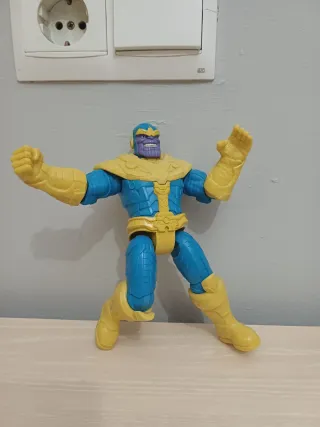 Muñeco Thanos Avengers