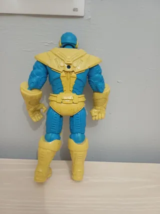 Muñeco Thanos Avengers