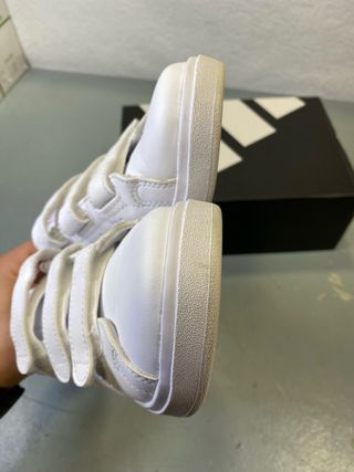 Tênis Adidas Advantage Infantil Velcro Branco Rosa