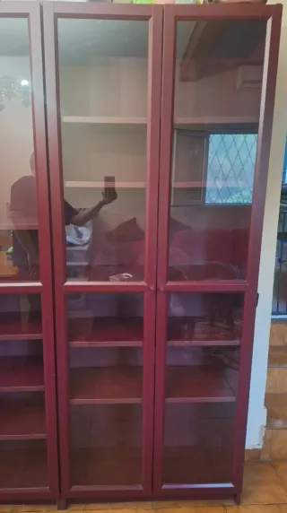 Vetrine Billy Ikea in legno e vetro