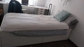 Cama Ikea con cajones