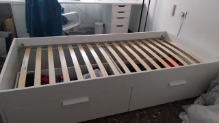Cama Ikea con cajones
