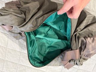 Mochila Bandolera Nike Marrón/Verde Oliva