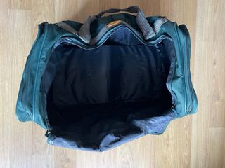 Bolsa grande viaje bolsillos cremalleras verde os