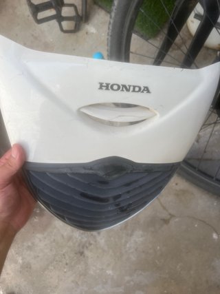Tapa Rejilla Honda SH 125 (2006)