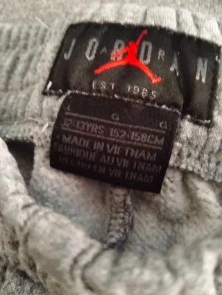 Chándal Nike Jordan niño gris y blanco