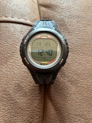 Ordenador de buceo Cressi . Modelo EDY