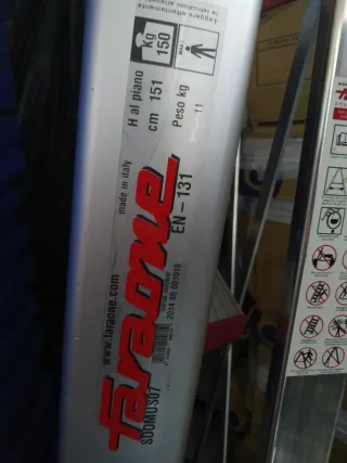 Lote aspiradoras y escaleras