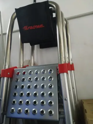 Lote aspiradoras y escaleras