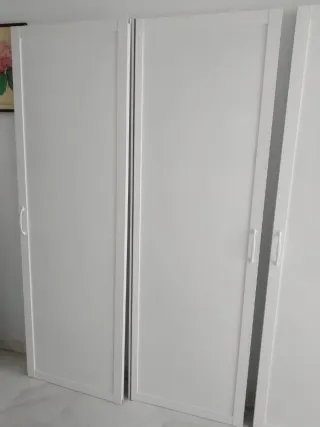 Puertas blancas aluminio semi nuevas completas