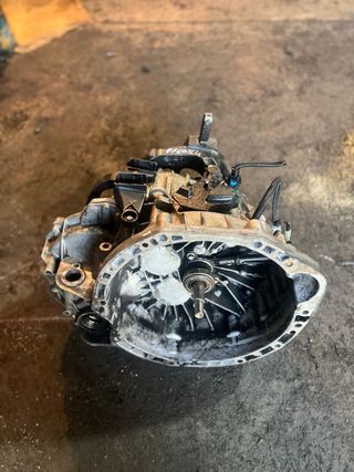 Caja de Cambios 2.3 dci PF6054