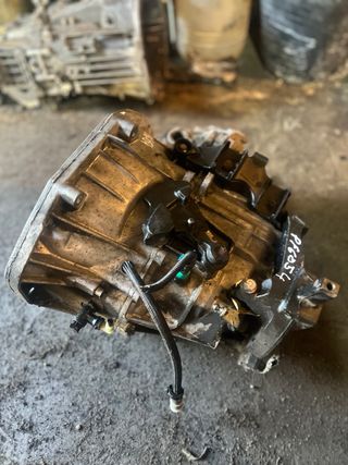 Caja de Cambios 2.3 dci PF6054