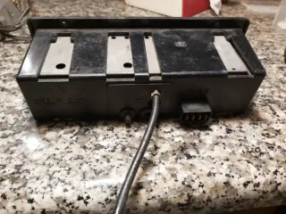 Autoradio Autovox d'epoca con Fm slitta estraibile