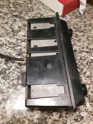 Autoradio Autovox d'epoca con Fm slitta estraibile