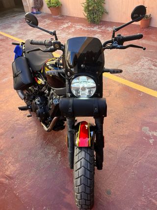 Royal Enfield Guerrila 450 - Como Nueva 850 km