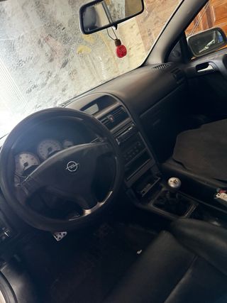 Opel Astra 2002
