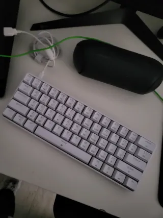 Teclado Mecánico Compacto Blanco