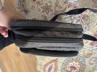 Bandolera Pepe Jeans grande, varios bolsillos