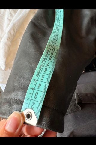 Giacca lunga in pelle nera