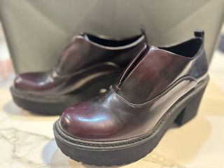 Mocasines Bershka negros/marrones