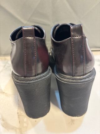 Mocasines Bershka negros/marrones