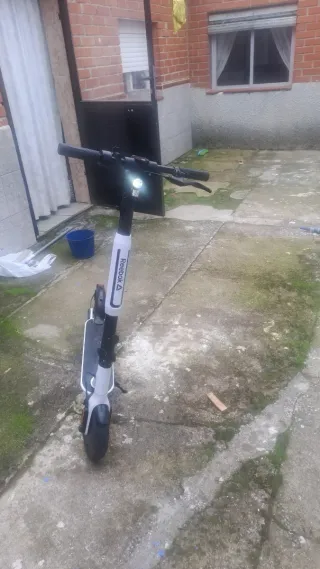 Patinete Eléctrico Reebok