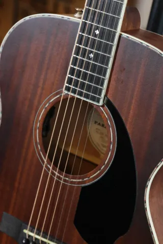 Guitarra Acústica Fender 220E Orchestra Mahogany